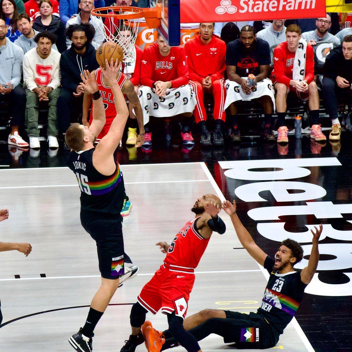 皇冠体育官网-关于今夜NBA常规赛传出新动向，丹佛掘金强势反弹，管理层表态：赛场秩序良好，身体对抗强度拉满的信息